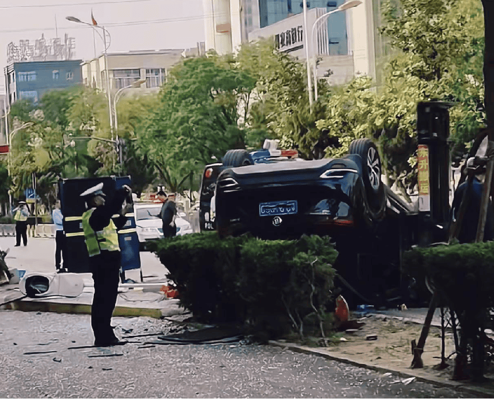 山东滕州善国路交通事故致6人遇难,涉醉驾司机蔡某某被刑事拘留